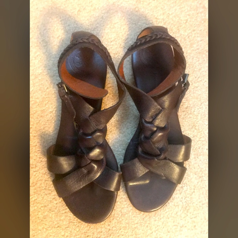 Modern vintage dark brown leather sandal